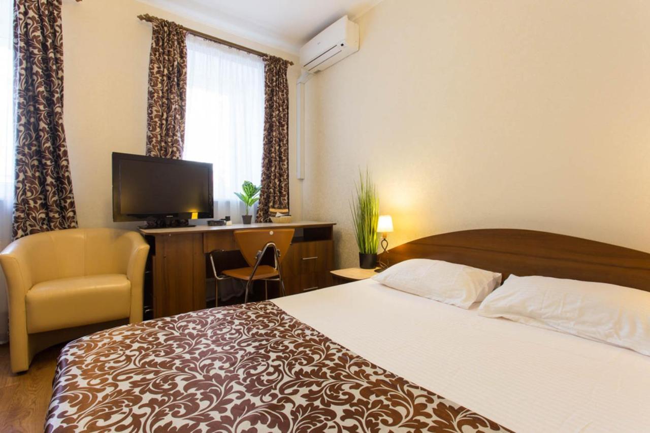 Excellent Studio Apartment In The Center - Kravtsova Lane 13B คาร์คิฟ ภายนอก รูปภาพ
