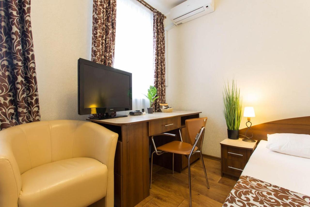 Excellent Studio Apartment In The Center - Kravtsova Lane 13B คาร์คิฟ ภายนอก รูปภาพ
